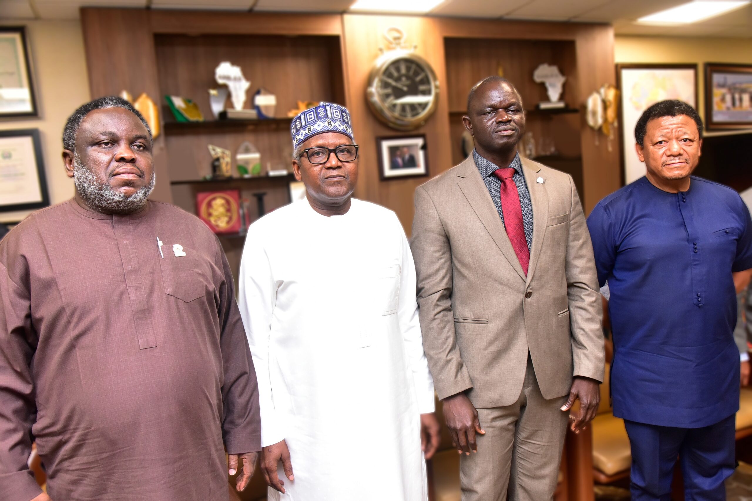 L-R, Executive Chairman Niger Foods Security Systems and Logistic, Sammy Adigun; President / CE, Dangote Industries Limited, Aliko Dangote; Director General, Africa Rice Center, Dr Baboucarr Manneh; Managing Director of Dangote Rice, Thabo Mabe, during a courtesy visit by Manneh and his team to the Dangote Industries’ Head Office in Lagos on Friday, 12th September 2025