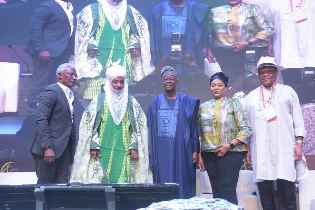 Managing Director, News Central TV, Mr Kayode Akinfemi, Emir of Kano, Muhammadu Sanusi 11, Co-ordinating Minister for the Economy and Minister of Finance, Mr Wale Edun, Founder, Oxford Global Think Tank, Arunma Oteh, and Founder, Stanbic IBTC Bank Plc, Atedo Peterside, during the Oxford Global Think Tank Leadership conference in Abuja, Tuesday.