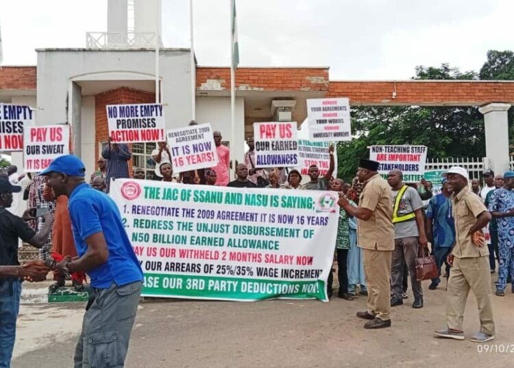SSANU, NASU Protest in Abuja Over Failed Promises